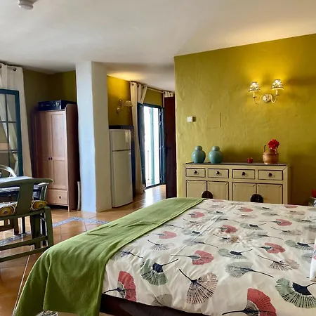 Competa Suites Esterno foto
